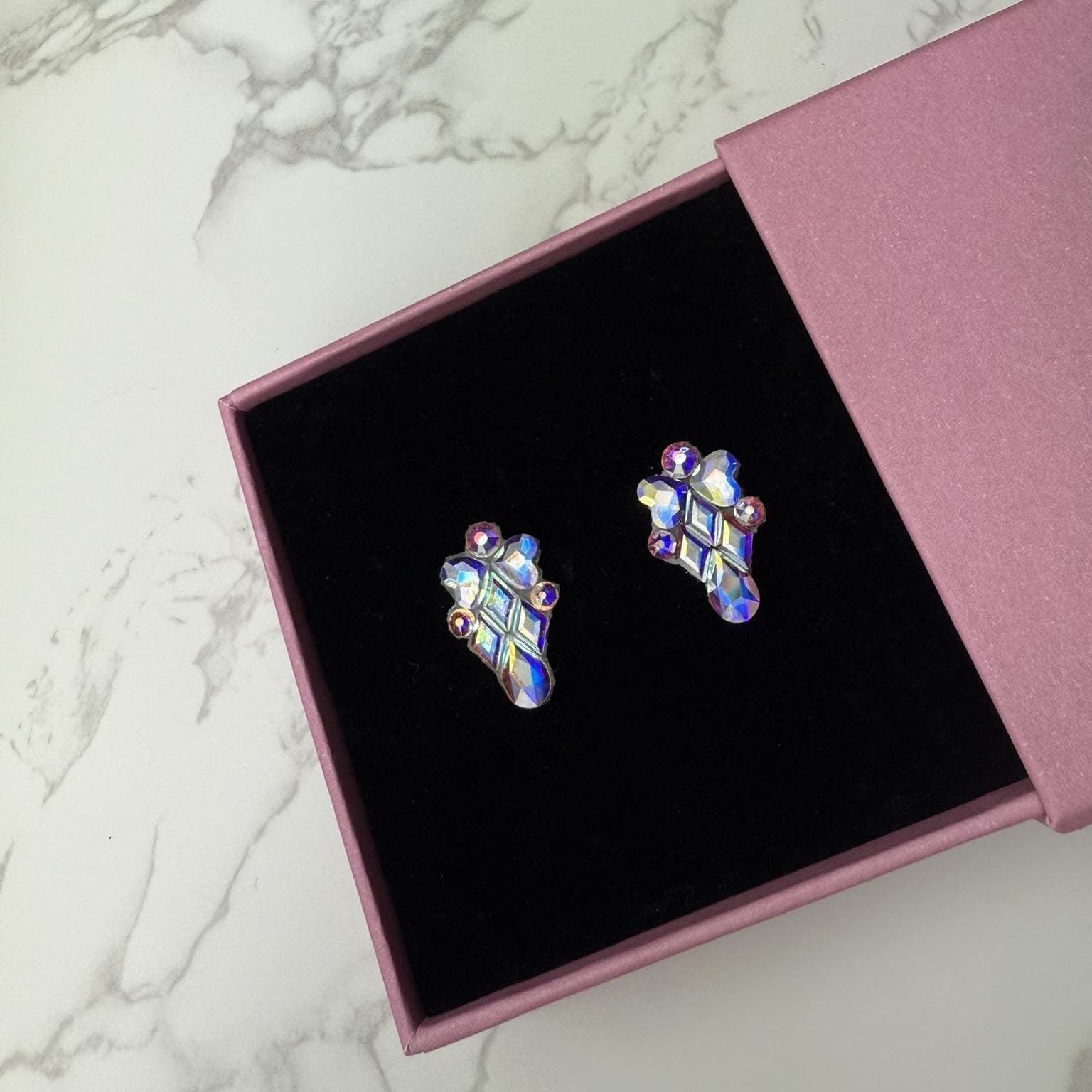 IRIS - Medium diamond shape stud earring for ballroom and latin dance